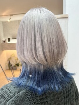 ルアナ(Luana.) 【 倉敷/中島/Luana. 】ウルフ　ホワイト×ブルー