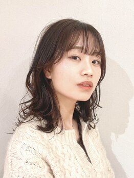 アメリラブ(ameri love)の写真/大事な顔周りのカット、骨格や髪質、髪の状態を見極めて、必ず似合わせられる技術を磨いています。