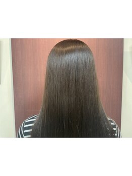 【話題のヘアリセッター】生え際のくせや絡まりを解消し、まとまりのある素敵なヘアスタイルが維持できる☆