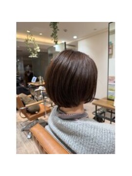 コルテ(Corte) グレージュ×ショートボブ♪