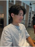 襟足長めの毛流れフェザーパーマ