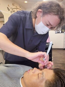 第一印象を大きく左右するひげ・眉のお手入れはプロにお任せ！清潔感溢れるデキる男を演出＊