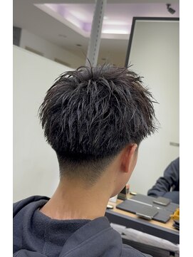 アフューズバイストゥー(Vfuse by StueW) 刈り上げスパイキーショート