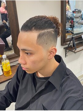 メゾンフォーメン 心斎橋店(Maison for men) ハードツイストスパイラルパーマ　マンバン　スキンフェード