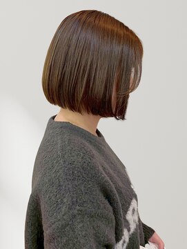 ヘアーメイク グロー(hair make grow) オリーブグレージュカラー 顔周りカット 透明感カラー ミニボブ