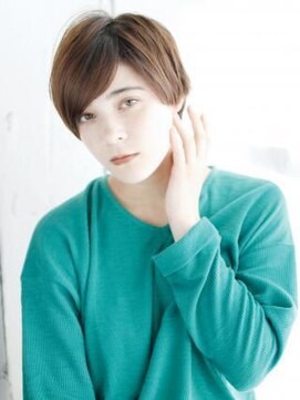 ヘアメイク ナル(hair make nalu) 大人ふんわりショートスタイル