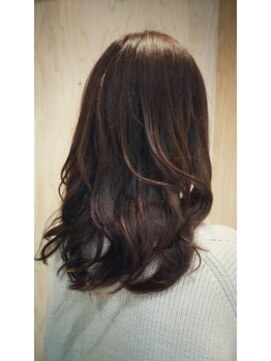 アヤ(AYA) フェミニンロング