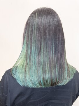 オブヘアーギンザ(Of HAIR GINZA) グリーンインナーカラー☆アンブレラカラー