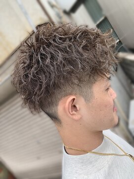 ザ ラフター バイ ラブズ ラフズ 戸畑朝日ヶ丘店(THE LAUGHTER by Loves Laughs) 男の色気ツイストMIXパーマ