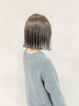 ハルキ ミナト ジャパン オオサカ(HARUKI MINATO japan OSAKA) 切りっぱなしボブ　20代30代40代ヘア 小顔 大阪ボブ 梅田