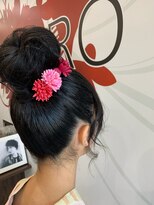 イロハ(I RO HA)&nbsp;首元スッキリお団子ヘア