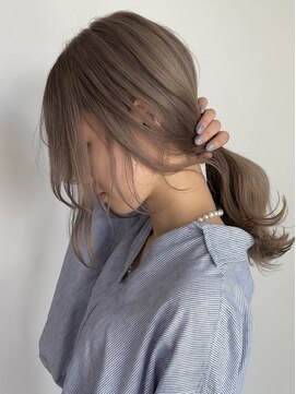 エンヴィー(ENVY) ブリーチカラー　ミルクティー