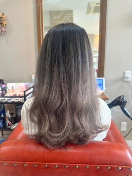 ヘアー クラージュ(hair courage) バレイヤージュカラー☆シルバー