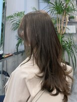 エヴァン(HEVIN) ☆9トーン☆ ブリーチなしシフォングレージュ レイヤースタイル