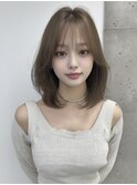 韓国ヘア  顔周りレイヤー　小顔カット　くすみベージュ
