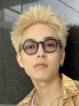 フィフス 名駅(fifth) 名古屋名駅スパイキーショートツイストスパイラルパーマ短髪