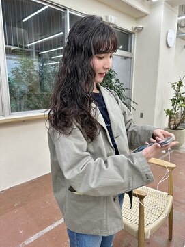 パークレーン アイス イヴェン(park lane ICI yeven) 20代30代40代パーマミディアムロングレイヤーカットブリーチなし