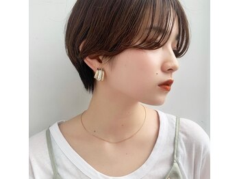 ノーブル シェアサロン(NOBLE +Shaire salon)の写真/ショート・ボブならお任せ。似合わせカットが人気のサロン!美シルエットショートで横顔まで美しく♪