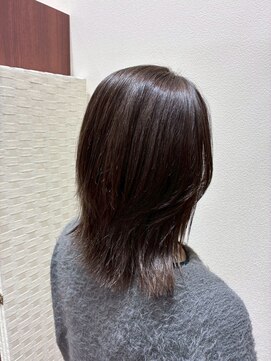 アクセ 大人可愛い抜け感ウルフカット似合わせカットひし形シルエット