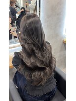 シエル(CIEL) ブリーチなしグレージュ×レイヤーカット