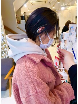 ネオリーブアイム 横浜西口店(Neolive aim) 20代30代40代小顔ショート切りっぱなしボブ横浜3