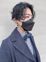 ヘアー アイス ルーチェ(HAIR ICI LUCE) センターパートスパイラルパーマ / 井上