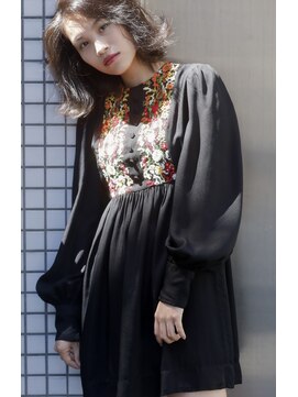 リブロ 三軒茶屋(LIBRO) ツイッギー×レイヤーショート