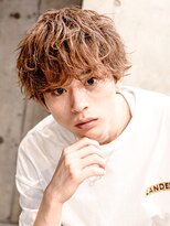 アルファ 新宿(alpha)&nbsp;フェザーパーマ/ブルーブラック/刈り上げセンターパート[新宿]