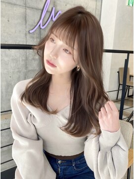 ウェイズ トウキョウ(Ways TOKYO) 春のやわらかベージュ