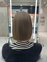 ロンドルーチェ 心斎橋(Lond luce)&nbsp;ダークアッシュ/ミディアムレイヤーカット［髪質改善/縮毛矯正］