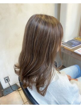 ワンズパル マオ ハイライト/ベージュカラー