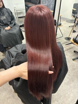 オグジュアリー 表参道(aux.) 《Akari》ワインピンク