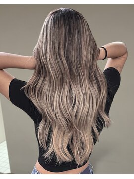 ローエ バイ デコ(Rohe by DECO) 【長谷川】海外ガールスタイル/シャドールーツ