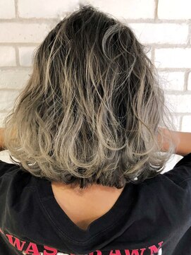 ディーバ 池袋東口(D.I.E.V.A) 20代30代40代大人可愛い外国人風レイヤーボブゆるふわグレージュ