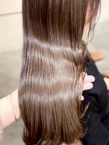 マルケ ドゥ マッシュ(MaruQuee de mashu) 透明感カラー/大阪梅田/レイヤーカット/ブリーチ/ダブルカラー