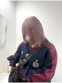 ピンクベージュ