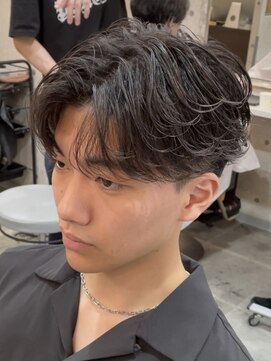 フレイバ 吉祥寺(FLAVA) フェザーショート/フェザーパーマ/毛流れ/センターパート