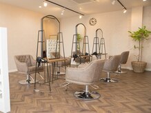 アンドモア(and MORE)