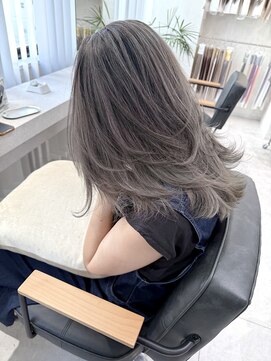 リノバイアクネ(lino by ACNE) シャードールーツ/グレージュ