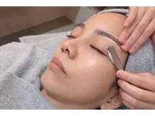 眉デザイン調整