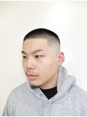 メンズカットバズカットボウズフェード