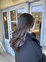 エイミーバイアフロート(amie  by afloat)&nbsp;＊ 人気の寒色！グレージュインナーカラー