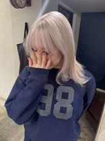 メゾン 心斎橋店(Maison) ホワイトブロンド