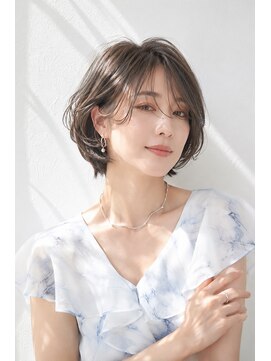 アッシュ 学芸大学店(Ash) ショートボブ/大人女性/シアーグレージュ/白髪ぼかし/脱白髪染め