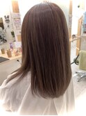シアーベージュ