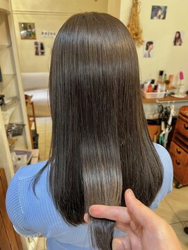 フレイストート(Frais Tout) 髪質改善　縮毛矯正　オージュア　暗髪　美髪　ヘッドスパ　横浜