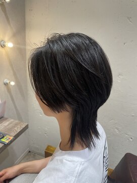 ミリ 千歳烏山(Mili CARE&SPA) ウルフボブ