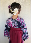 シンプル タイト シニヨン 袴 卒業式 ヘアアレンジ