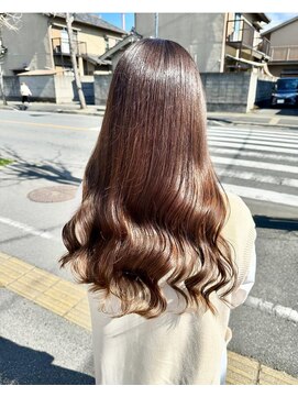 ウェルズグランデ 天理店(Well's GRANDE) 透明感とツヤが際立つ大人カール