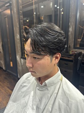 ロバーツヘアー 吉祥寺店 フェザーショート